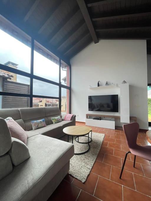Villa Giraldillo Colunga Ngoại thất bức ảnh